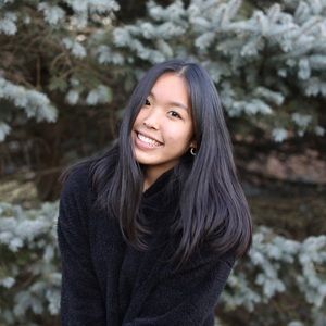 Meet your Posher, Emily